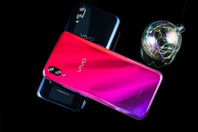 vivo X23全面评测：颜值美学AI拍照柔情碰撞 