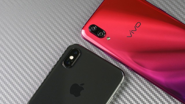 vivo X23对比iPhone X 颜值与拍照双杀（不发） 