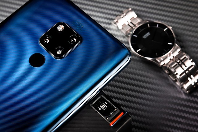 Mate 20 X评测 这9个绝学其它手机学不会 