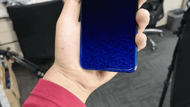 2K享受全息幻彩之美 vivo X23幻彩版上手 