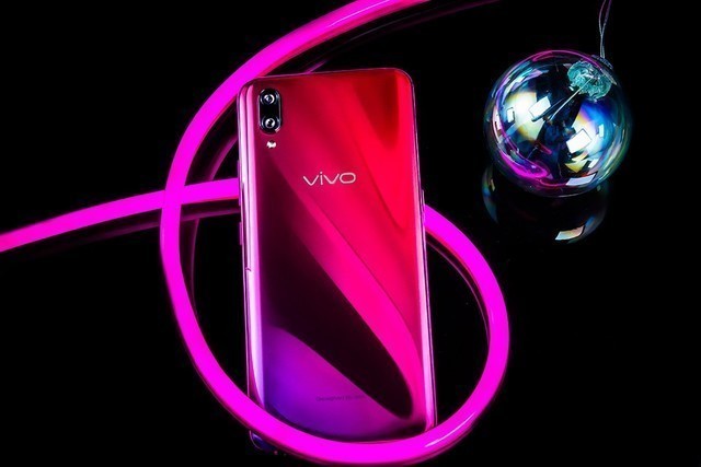 怎么拍都美的vivo X23怪不得捕获女神们的心 